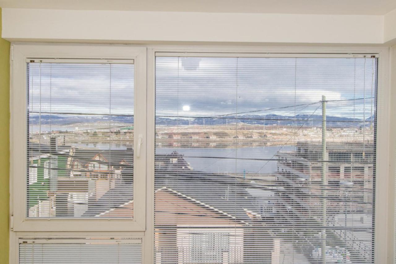 Del Carmen Departamentos Apartment Ushuaia Bagian luar foto