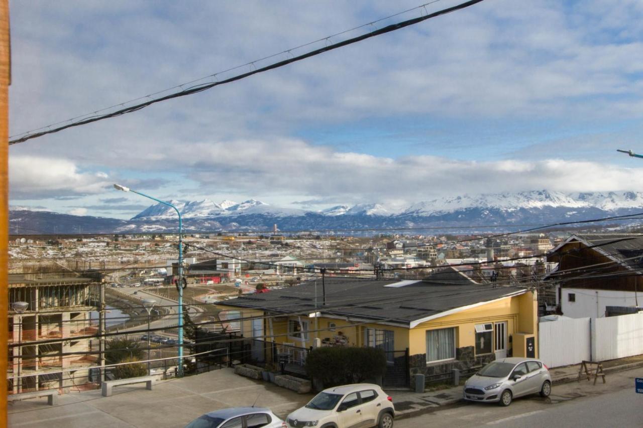 Del Carmen Departamentos Apartment Ushuaia Bagian luar foto